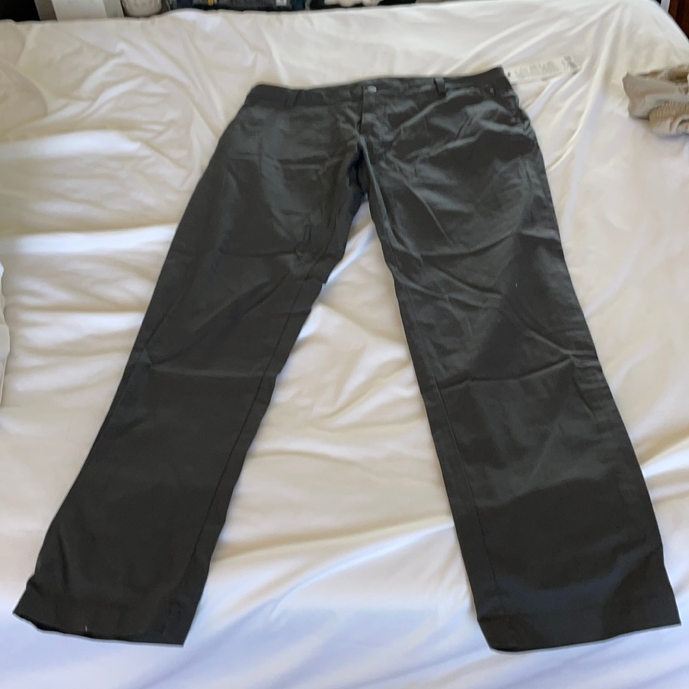 NWT Men’s Commission Classic Chino Dark Grey 36x34